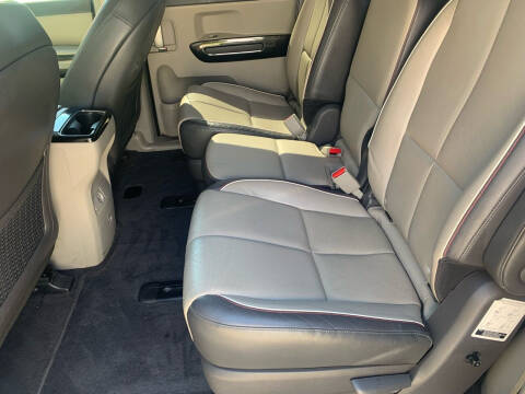 2016 Kia Sedona for sale at Court House Cars, LLC in Chillicothe OH