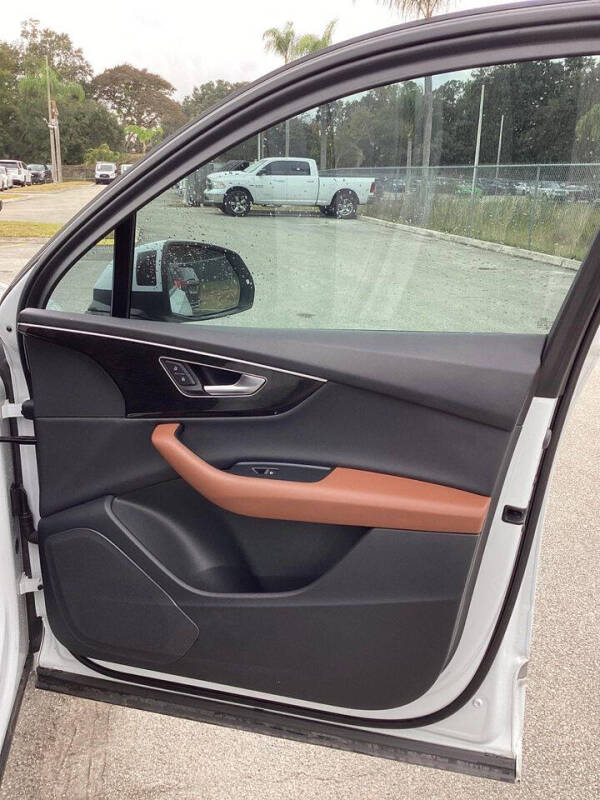 2021 Audi Q7 quattro Premium 45 TFSI