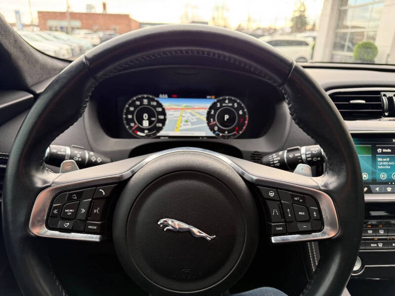 2019 Jaguar F-PACE S