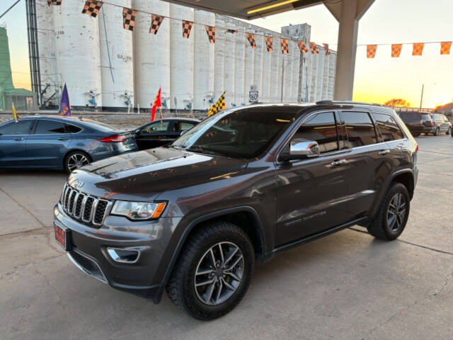 2019 Jeep Grand Cherokee for sale at Kansas Auto Sales in Ulysses, KS