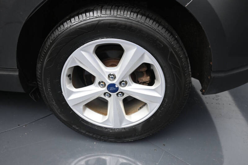 2016 Ford Edge SE