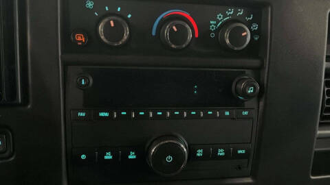 2024 GMC Savana 2500