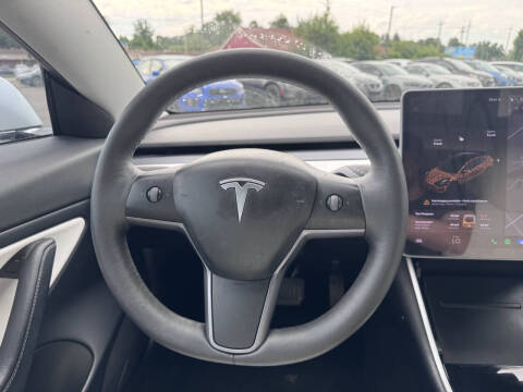 2020 Tesla Model 3 Standard Range Plus