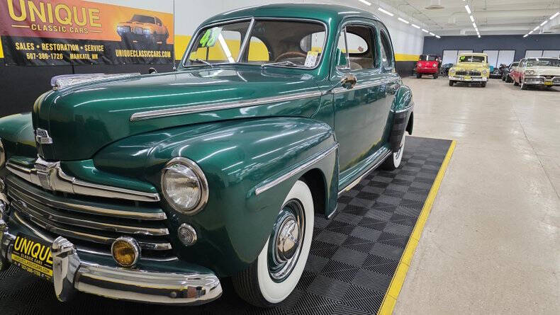 1948 Ford Super Deluxe
