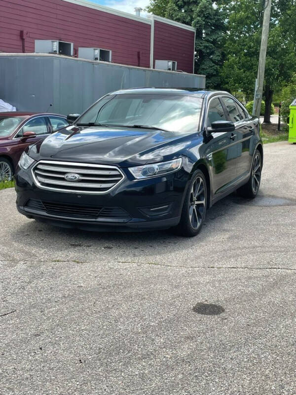 2016 Ford Taurus SEL
