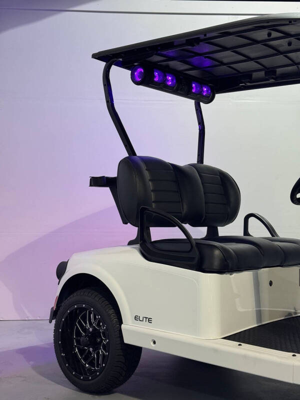 2025 E-Z-GO RXV ELiTE