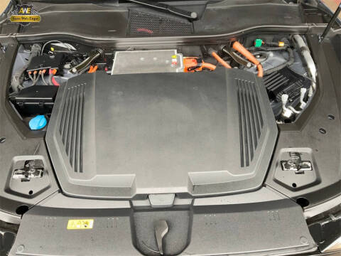 2024 Audi Q8 Sportback e-tron quattro Premium Plus S line