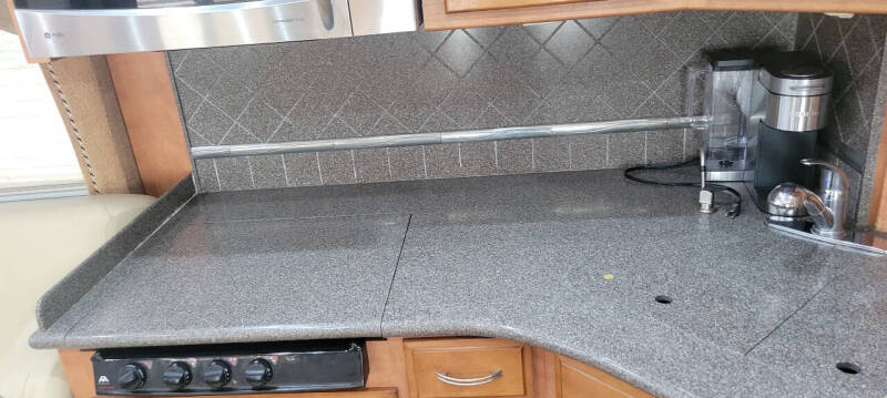 2010 Newmar Ventana 3933