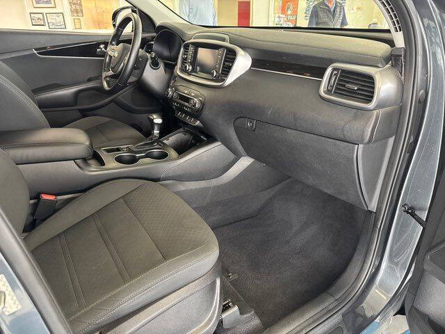 2020 Kia Sorento S V6