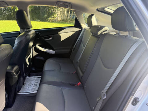 2012 Toyota Prius Two