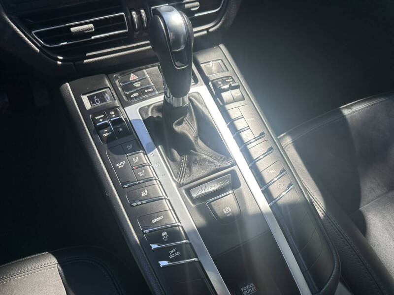 2020 Porsche Macan