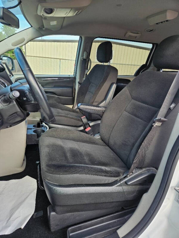 2017 Dodge Grand Caravan SE