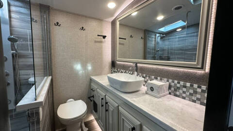 2022 Jayco Pinnacle