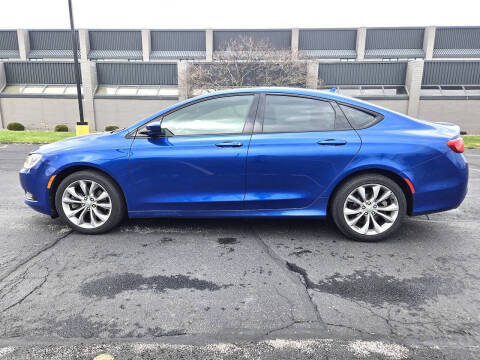 2015 Chrysler 200 S