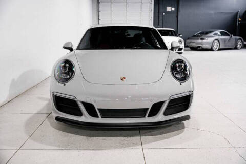 2018 Porsche 911 Carrera GTS