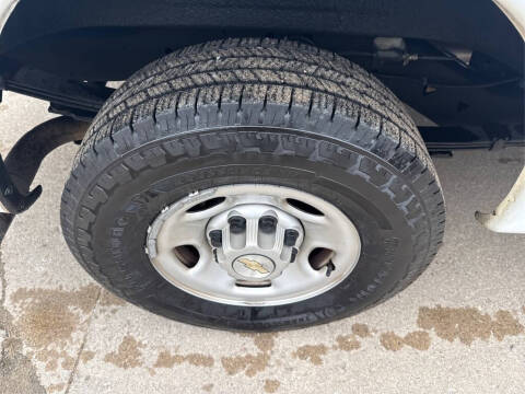 2022 Chevrolet Express 2500