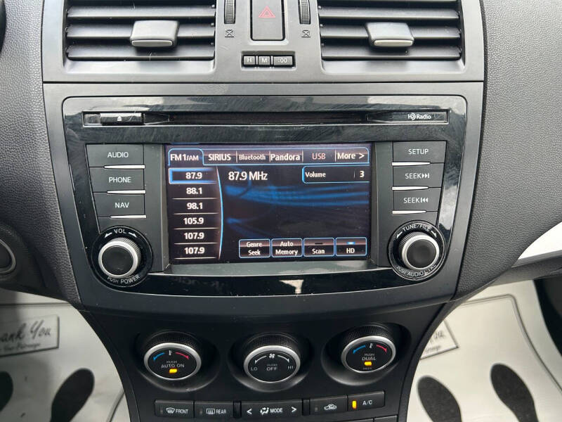 2013 Mazda MAZDA3 i Grand Touring