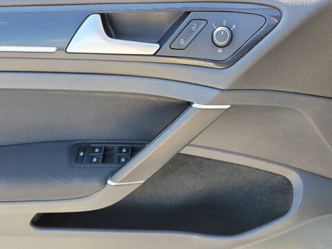 2016 Volkswagen Golf GTI S