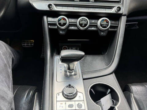 2019 Genesis G70 3.3T Design Edition