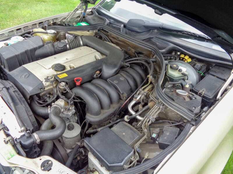 1995 Mercedes-Benz E-Class E 320