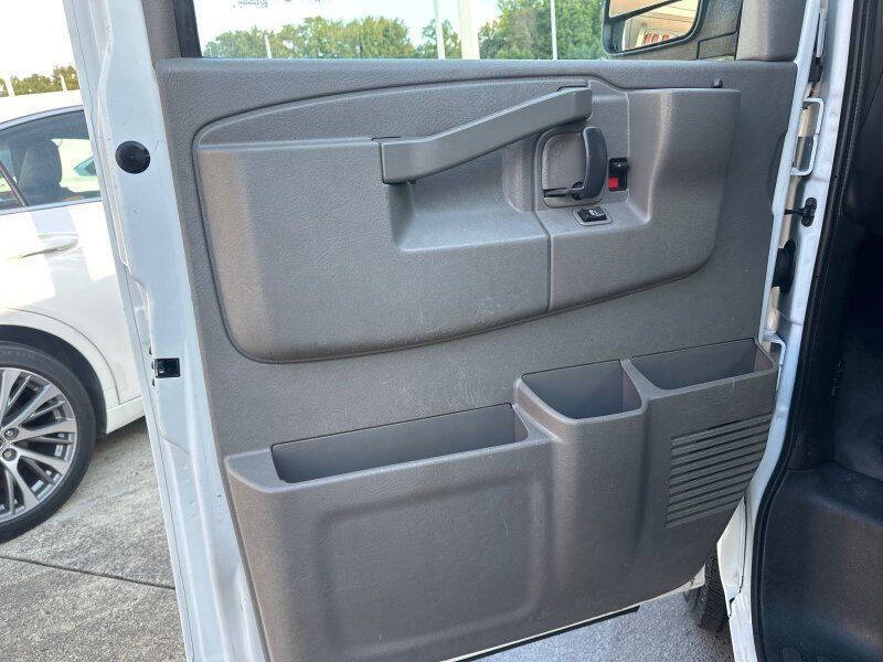 2020 Chevrolet Express 2500