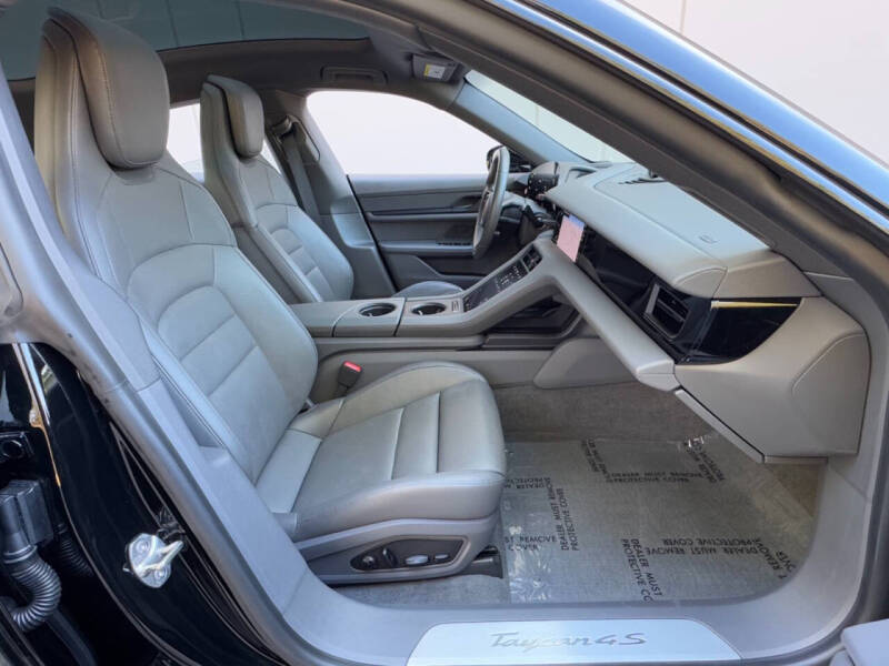 2020 Porsche Taycan 4S