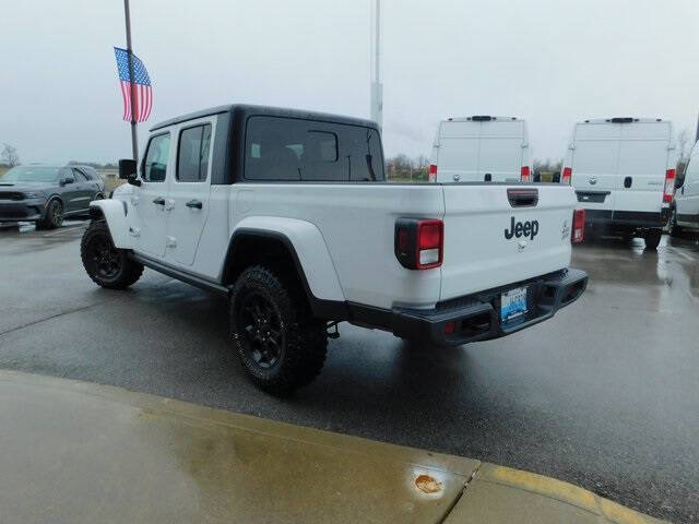 2023 Jeep Gladiator Sport