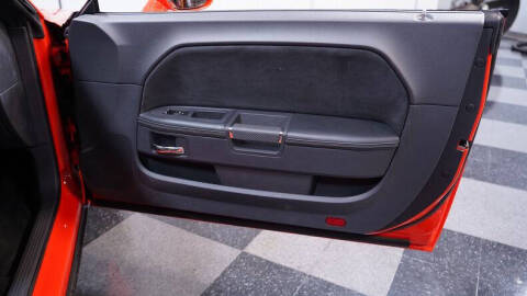 2008 Dodge Challenger SRT8