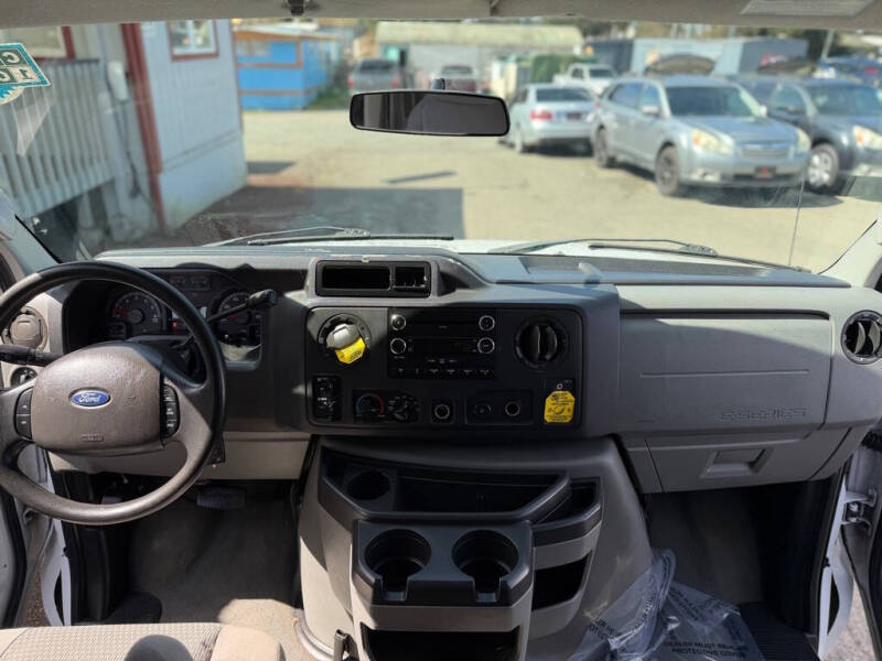 2010 Ford E-Series E-350 SD XL