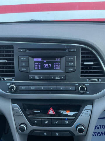 2017 Hyundai Elantra