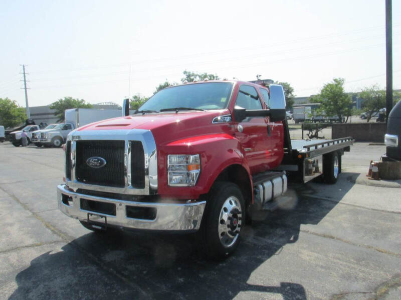 2021 Ford F-750 Diesel