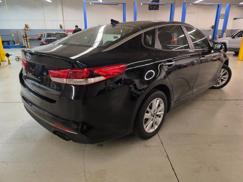2016 Kia Optima LX