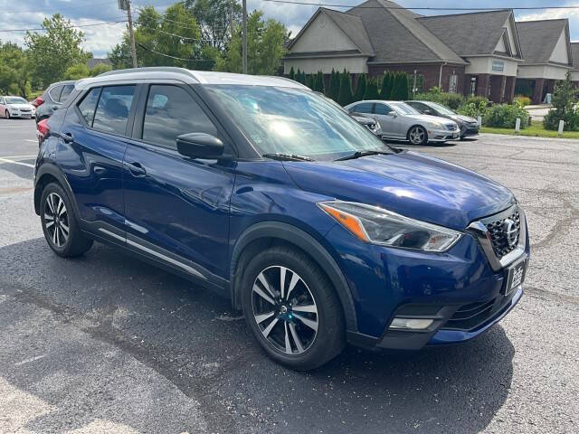 2020 Nissan Kicks SR