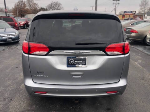 2017 Chrysler Pacifica Touring