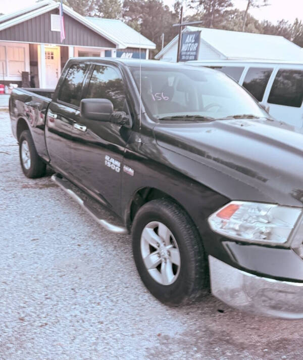 2017 RAM 1500 SLT