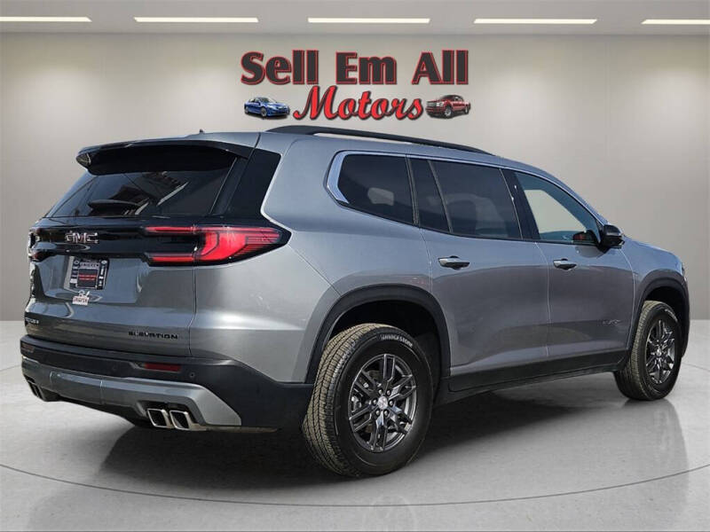 2025 GMC Acadia Elevation