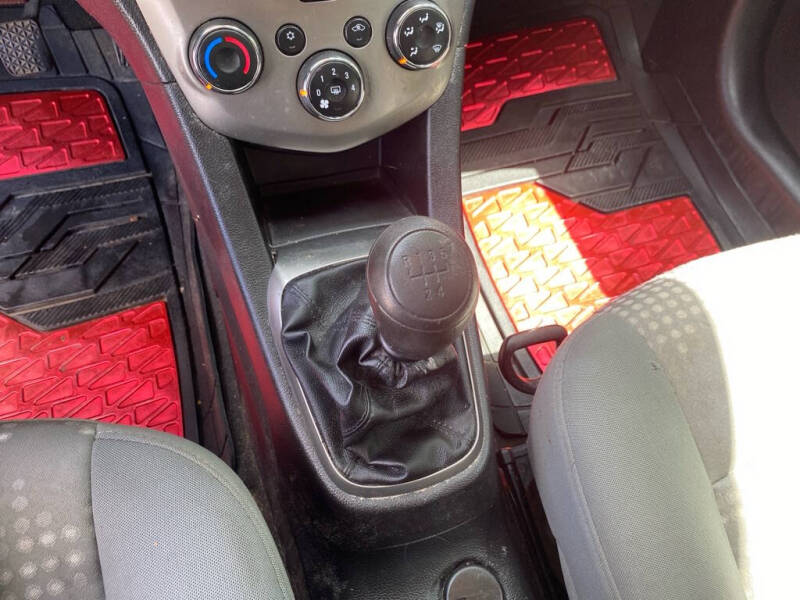 2012 Chevrolet Sonic LS