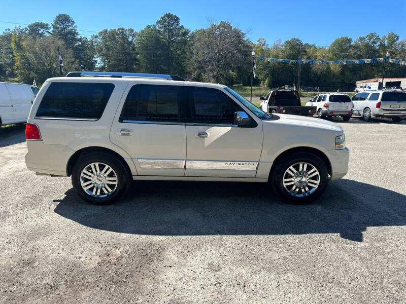 2007 Lincoln Navigator for sale at Preferred Auto Sales in Whitehouse TX