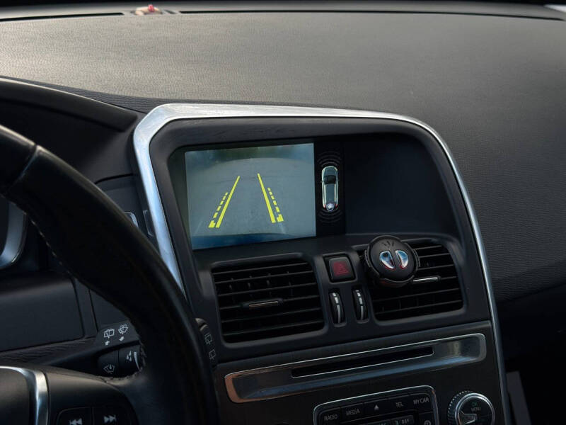 2015 Volvo XC60 T5 Drive-E Premier