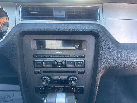 2012 Ford Mustang V6 Premium
