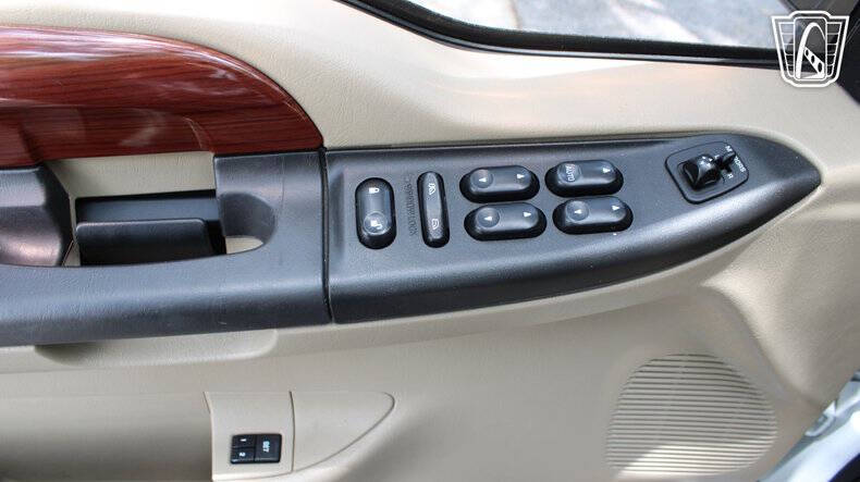 2005 Ford Excursion Eddie Bauer