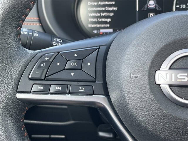 2024 Nissan Kicks SR