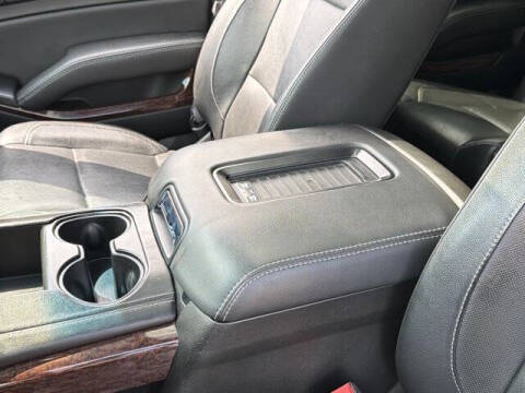 2017 GMC Yukon XL SLT