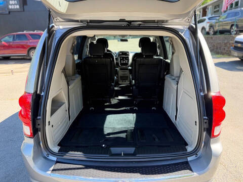 2014 Dodge Grand Caravan American Value Package