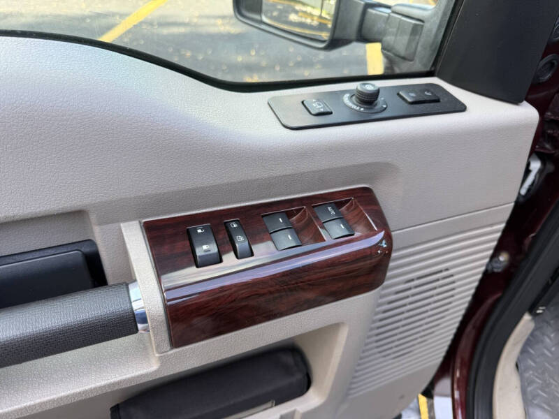 2009 Ford F-250 Super Duty Lariat