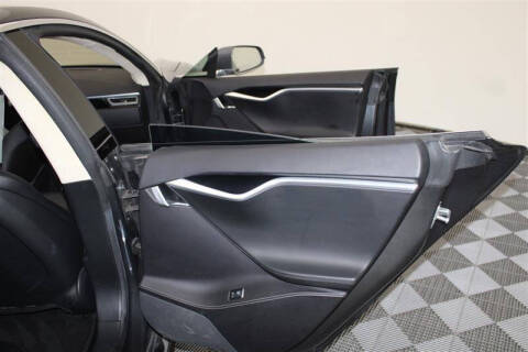 2015 Tesla Model S