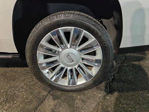 2019 Cadillac Escalade Platinum