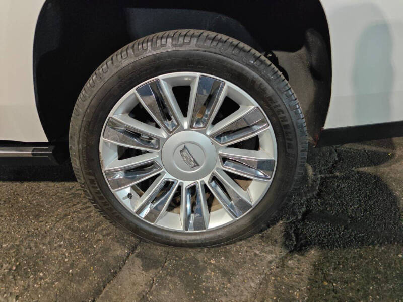 2019 Cadillac Escalade Platinum