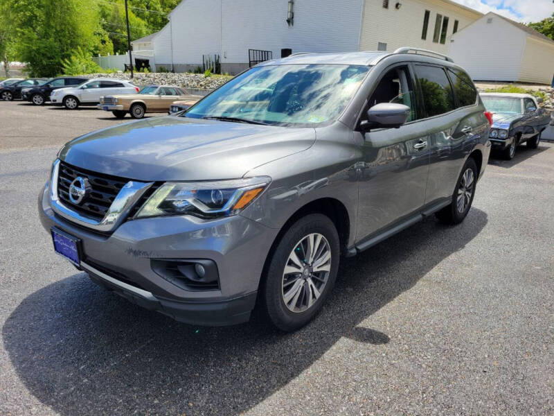 2018 Nissan Pathfinder SL