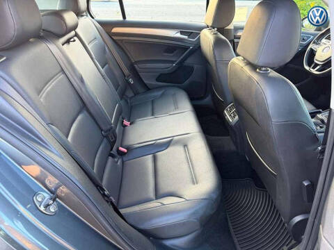 2015 Volkswagen Golf